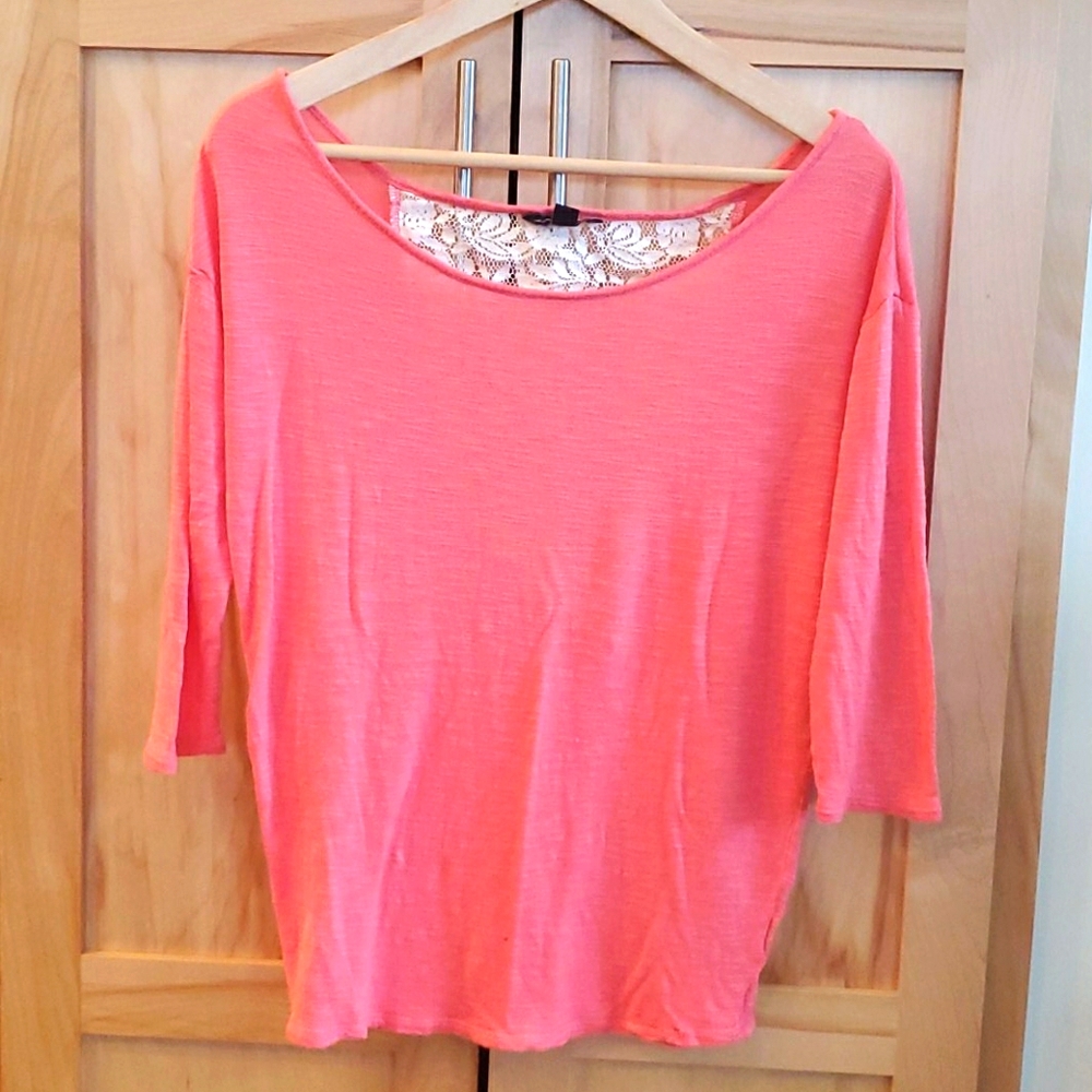 American Eagle Outfitters 3/4 Length Sleeve Shirt